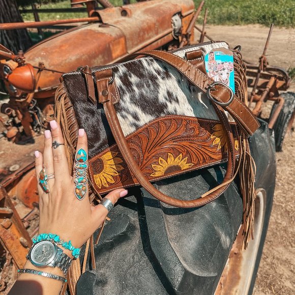 The Avery Concealed Carry Purse, A Haute Southern Hyde By Beth Marie Exclusive - Picture 8 of 8